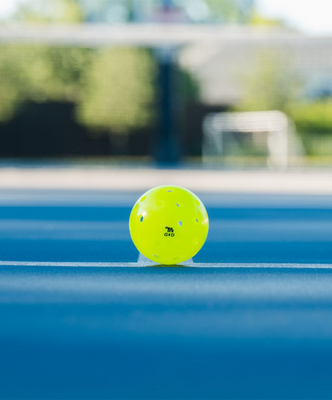 Load image into Gallery viewer, Oso Pickleball Balls - Set of 3
