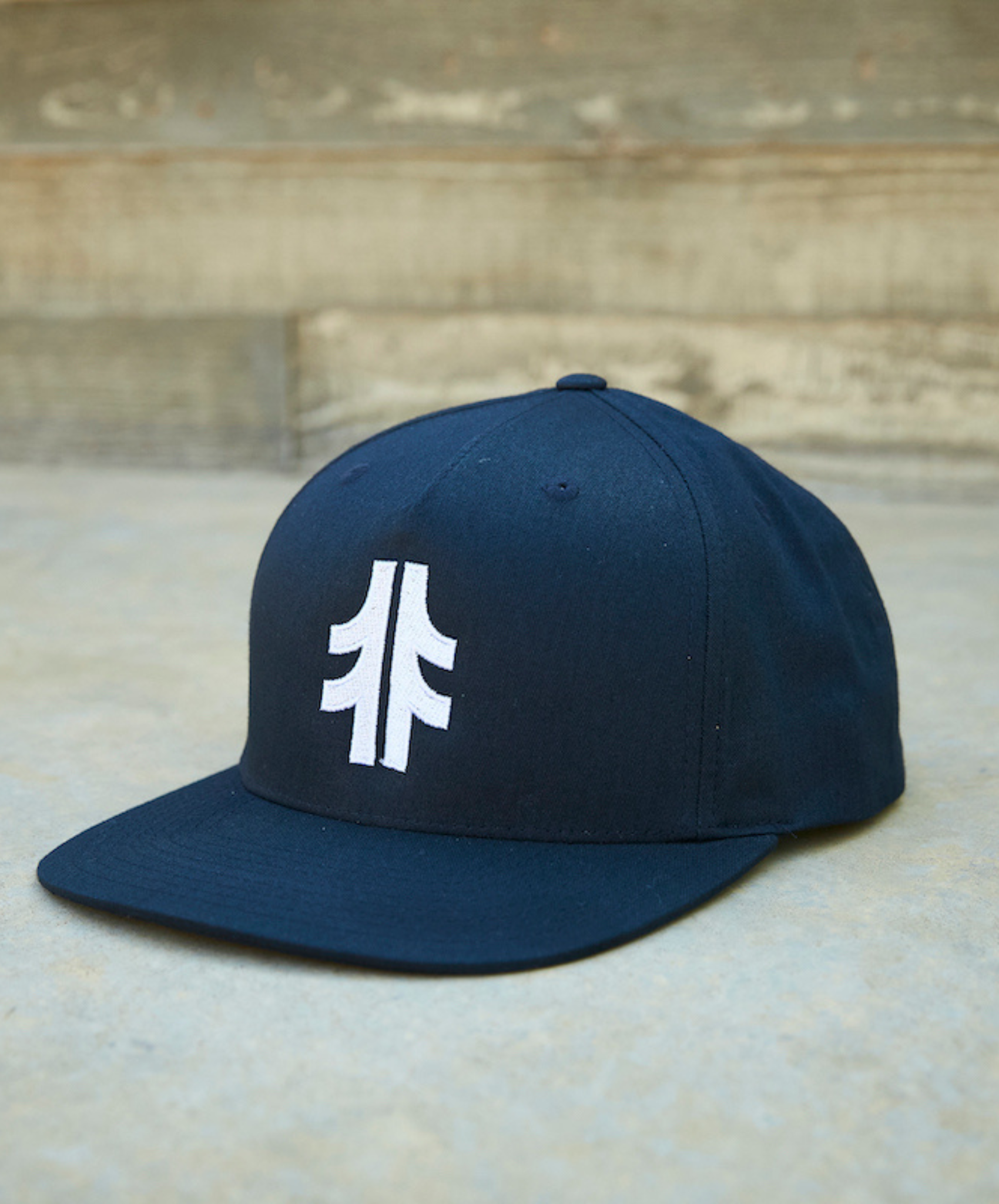 Giving Tree Flatbill - Dark Navy / White